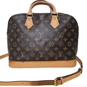 Louis Vuitton Alma handbag, Crossbody Bag.